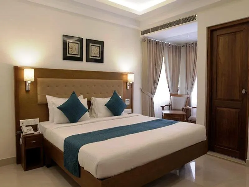 Hotel Vishnu Inn Guruvayur 3*,  India